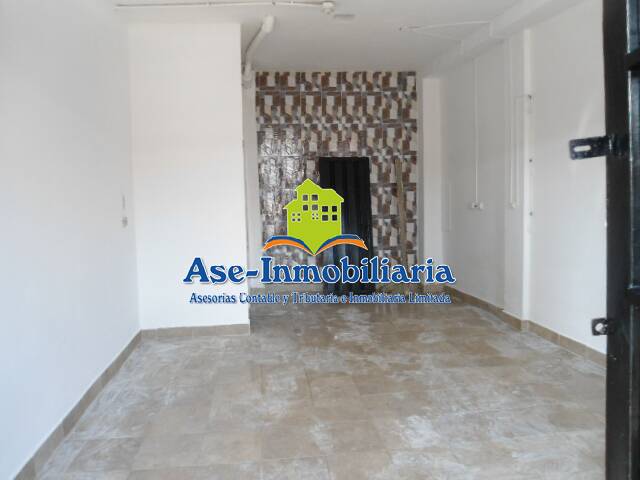 Salón Comercial para Alquiler en Florencia - 4