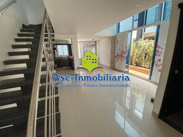 #715 - Casa para Alquiler en Florencia - CAQ