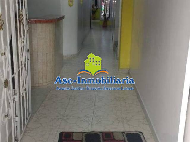 #379 - Oficina para Venta en Florencia - CAQ - 3