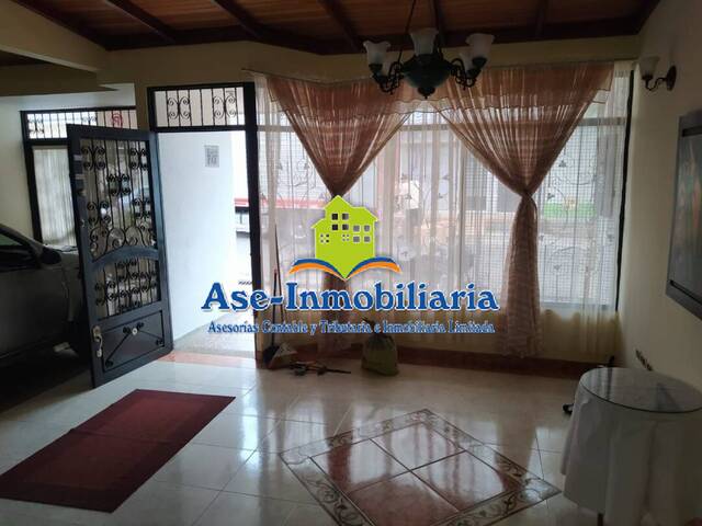 #410 - Casa para Alquiler en Florencia - CAQ