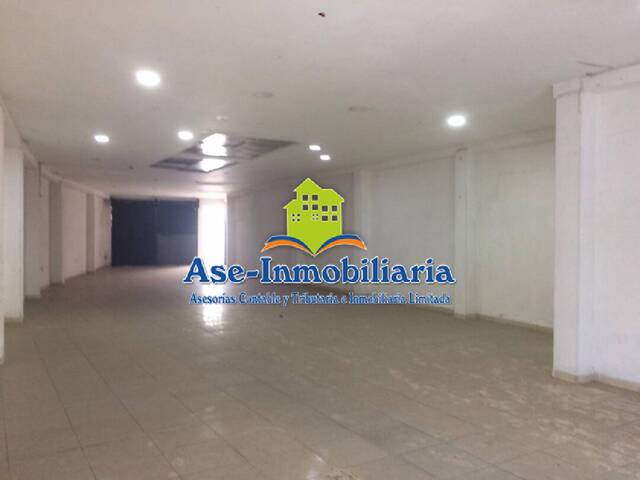Salón Comercial para Alquiler en Florencia - 3