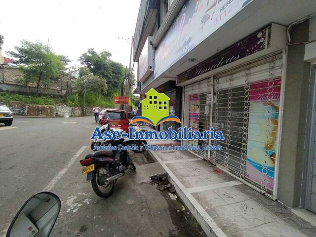 Punto Comercial para Alquiler en Florencia - 2