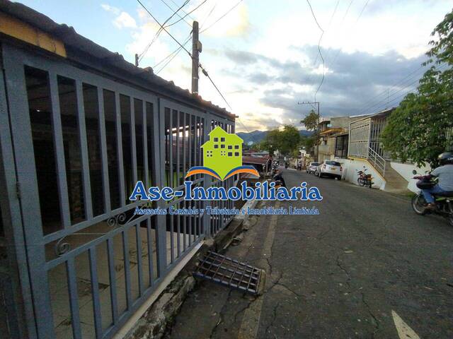 #492 - Casa para Alquiler en Florencia - CAQ