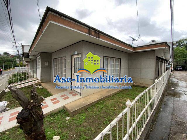 #504 - Casa para Venta en Florencia - CAQ - 2