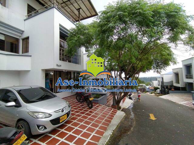 #527 - Casa para Alquiler en Florencia - CAQ