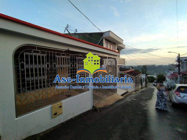 #563 - Casa para Alquiler en Florencia - CAQ