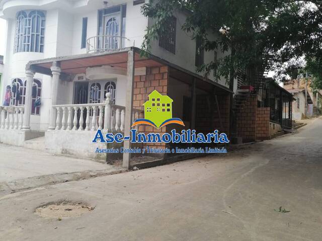 #564 - Casa para Venta en Florencia - CAQ