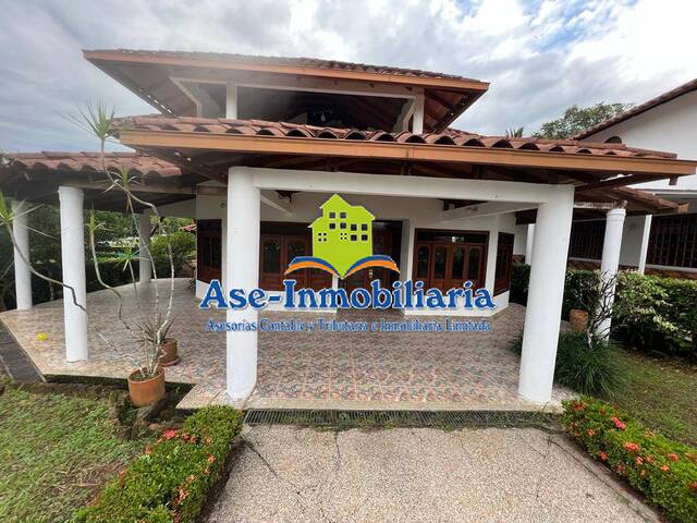 #674 - Casa para Alquiler en Florencia - CAQ