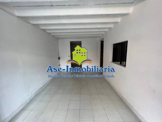 #687 - Departamento para Alquiler en Florencia - CAQ