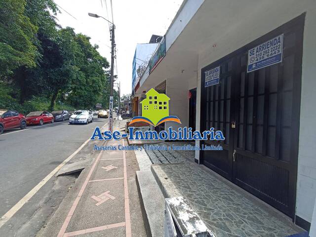 #697 - Oficina para Alquiler en Florencia - CAQ - 2