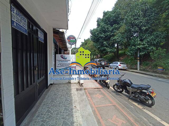 #697 - Oficina para Alquiler en Florencia - CAQ - 3