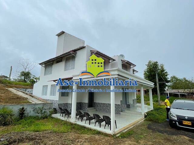 #708 - Casa para Venta en Florencia - CAQ