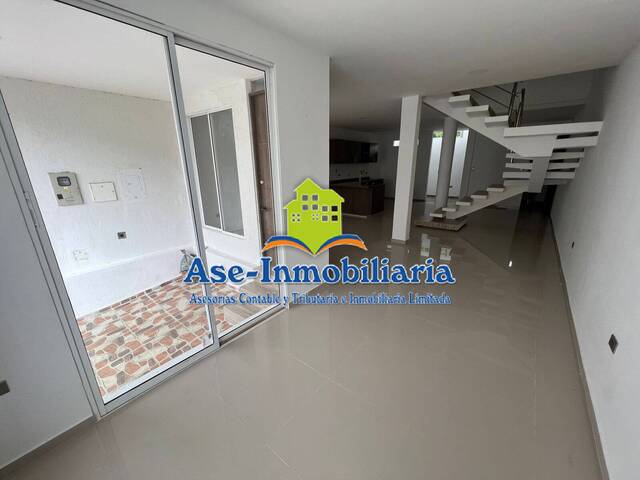 #732 - Casa para Alquiler en Florencia - CAQ