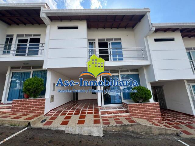 #790 - Casa para Alquiler en Florencia - CAQ