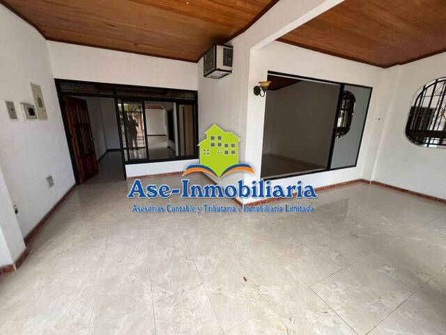 #823 - Casa para Alquiler en Florencia - CAQ