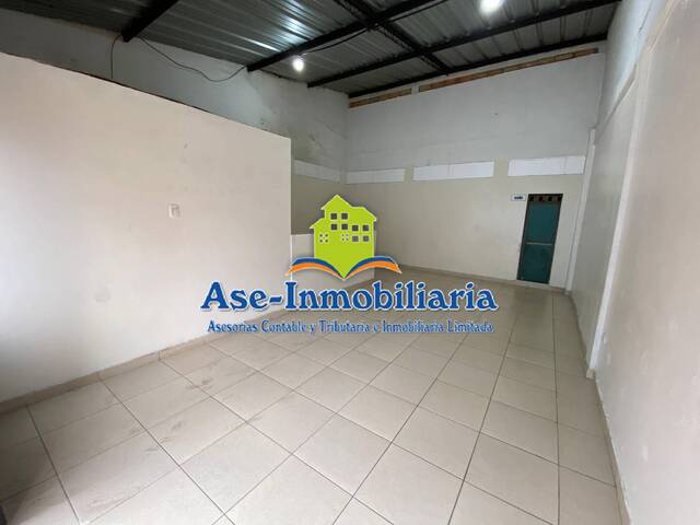 Punto Comercial para Alquiler en Florencia - 4