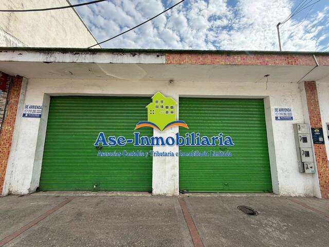 #878 - Salón Comercial para Alquiler en Florencia - CAQ - 2