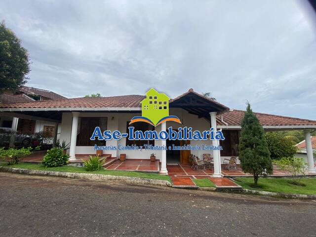 #934 - Casa para Venta en Florencia - CAQ - 3