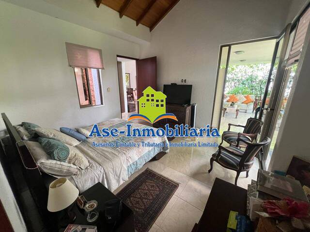 #960 - Casa para Venta en Florencia - CAQ - 2