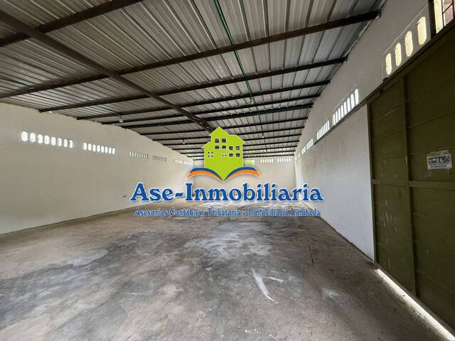 #989 - Oficina para Alquiler en Florencia - CAQ - 3