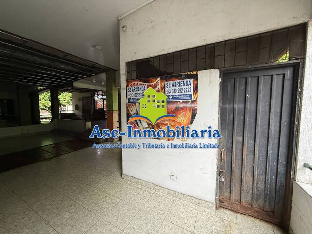 #999 - Punto Comercial para Alquiler en Florencia - CAQ - 2