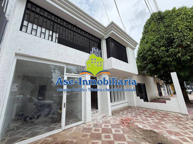 #1002 - Piso Comercial para Alquiler en Florencia - CAQ - 2