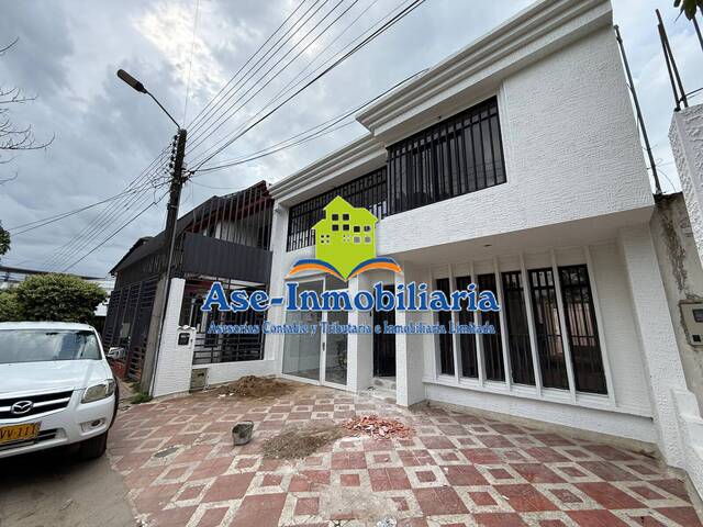 #1002 - Piso Comercial para Alquiler en Florencia - CAQ - 3