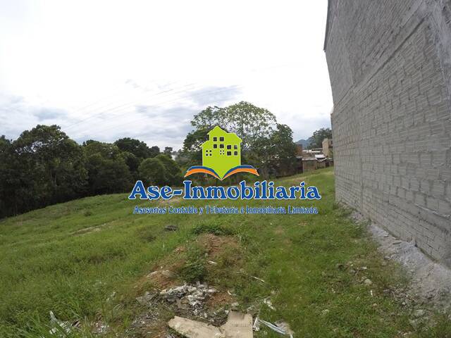 Área para Venta en Florencia - 3