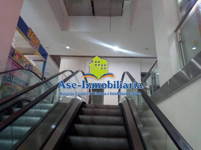 Salón Comercial para Venta en Neiva - 4
