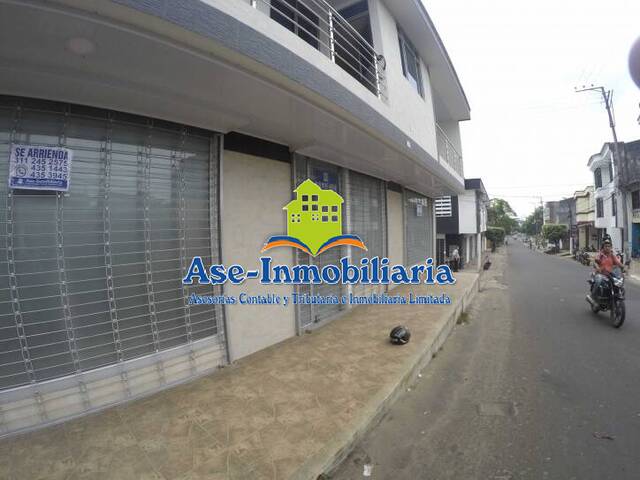 Punto Comercial para Alquiler en Florencia - 2