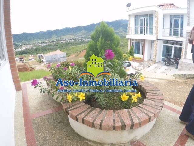 Casa para Venta en Florencia - 3
