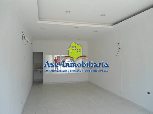 Salón Comercial para Alquiler en Florencia - 4